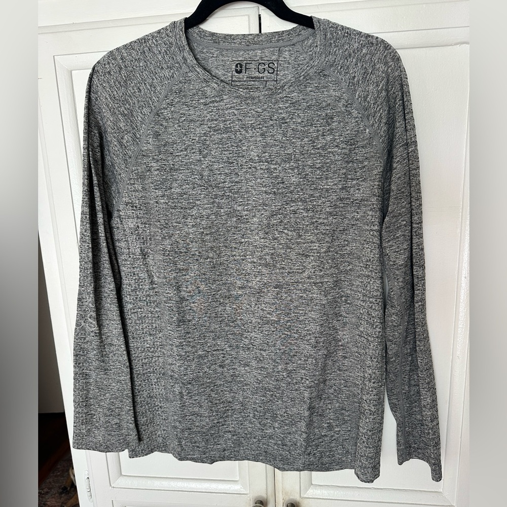 FIGS long sleeve gray top Large